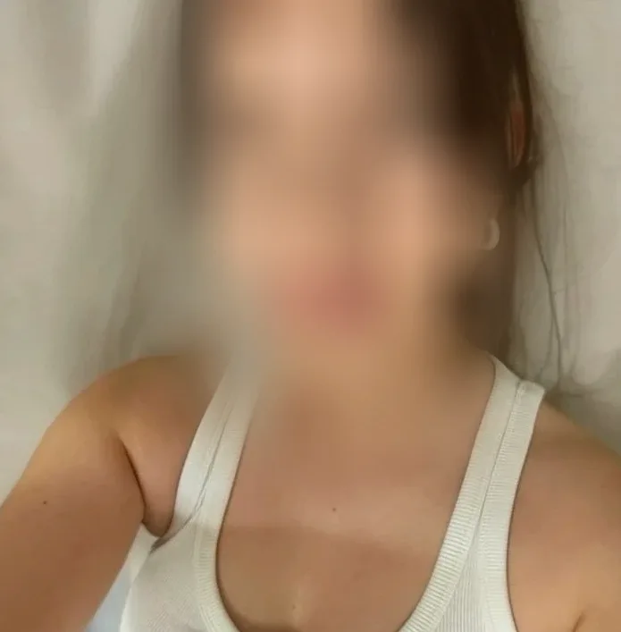 Rosie, 26